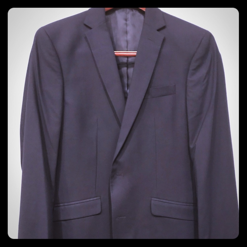 Kenneth Cole Reaction Suit